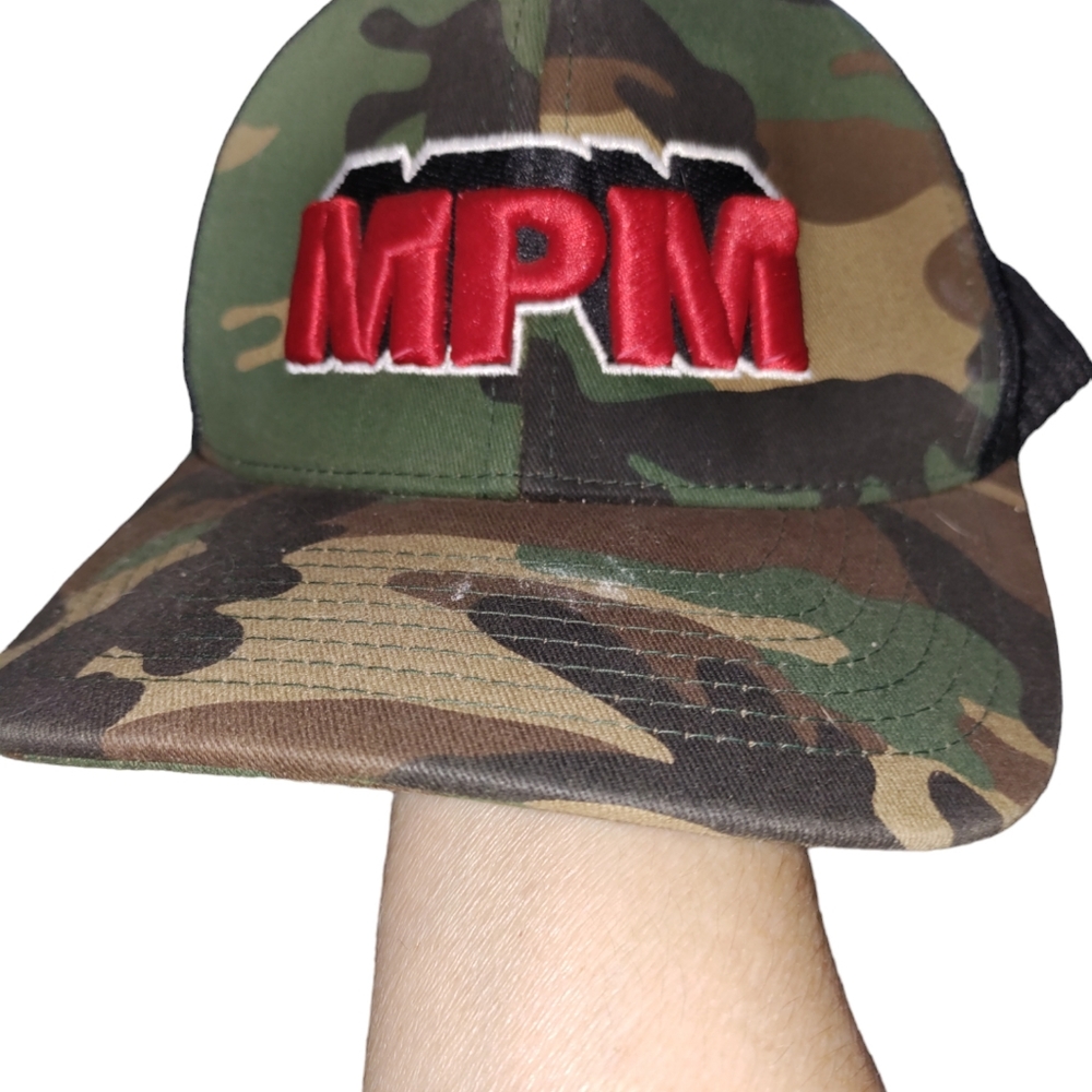 MPM adjustable straps